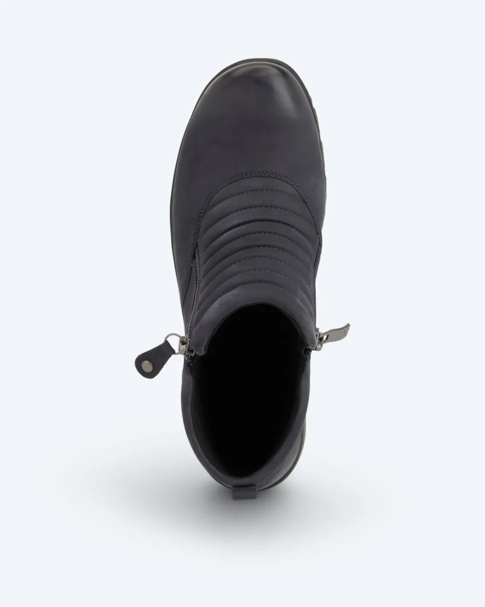 Boot in H-Weite
