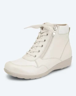 Boot in H-Weite