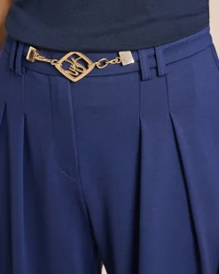 Hose mit Deko