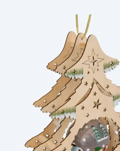 LED-Holzbaum mit Wichtel-Kugel