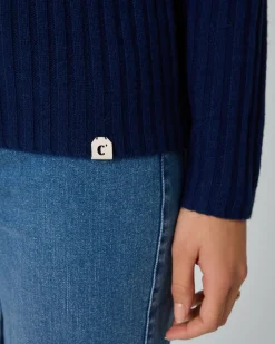 Pullover mit Cut-Out