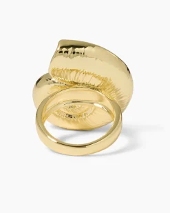 Ring im Muschel-Design
