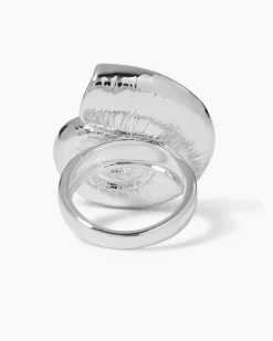 Ring im Muschel-Design