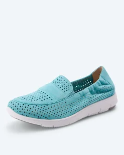 Slipper mit Lochmuster