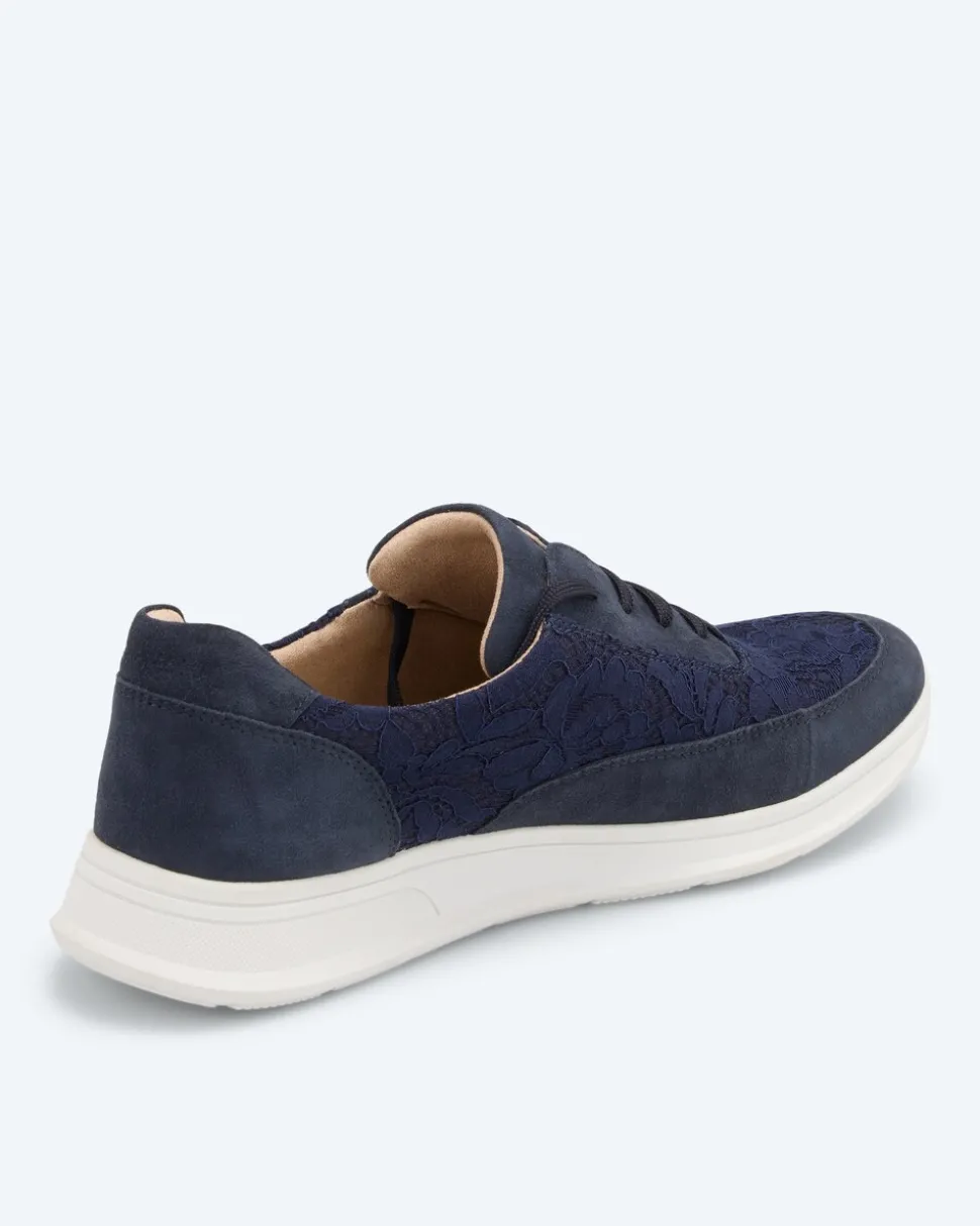 Sneaker mit Blumenspitze